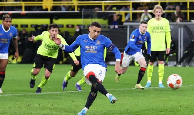 秦游夏：多特受辱拜仁遇阻，德甲欧战黑色一周！