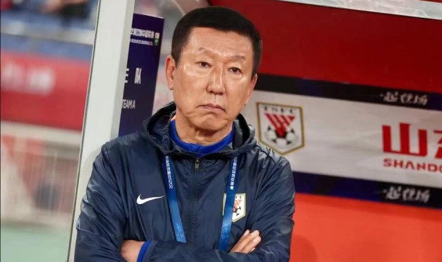 博主：崔康熙现要求重新执教泰山；其经纪人要求与卡扎见面