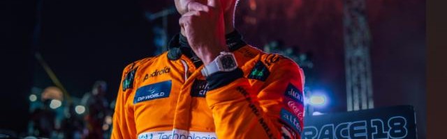 F1新加坡大奖赛诺里斯获赛季第三冠 挑战世界冠军