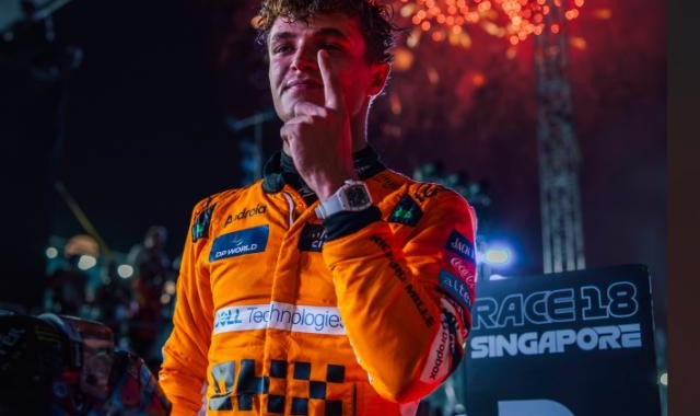 F1新加坡大奖赛诺里斯获赛季第三冠 挑战世界冠军