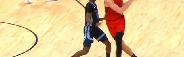 危险动作，克林根肘翻普罗斯珀，直接2级恶意被驱逐出场