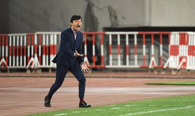 大连8轮不胜谢晖赛后揽责 唯有继续亮剑血战豪强