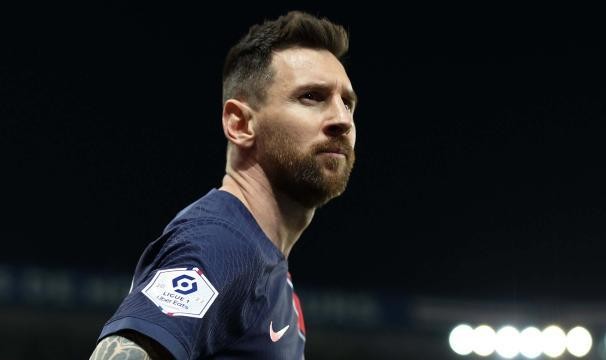 梅西父亲来到拉波尔塔家中会谈：希望梅西回巴萨